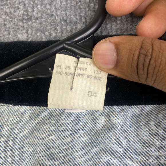 Vintage Lee Cropped Denim Jacket Womens Medium Light Wash Velvet Collar USA Made - Picture 6 of 14